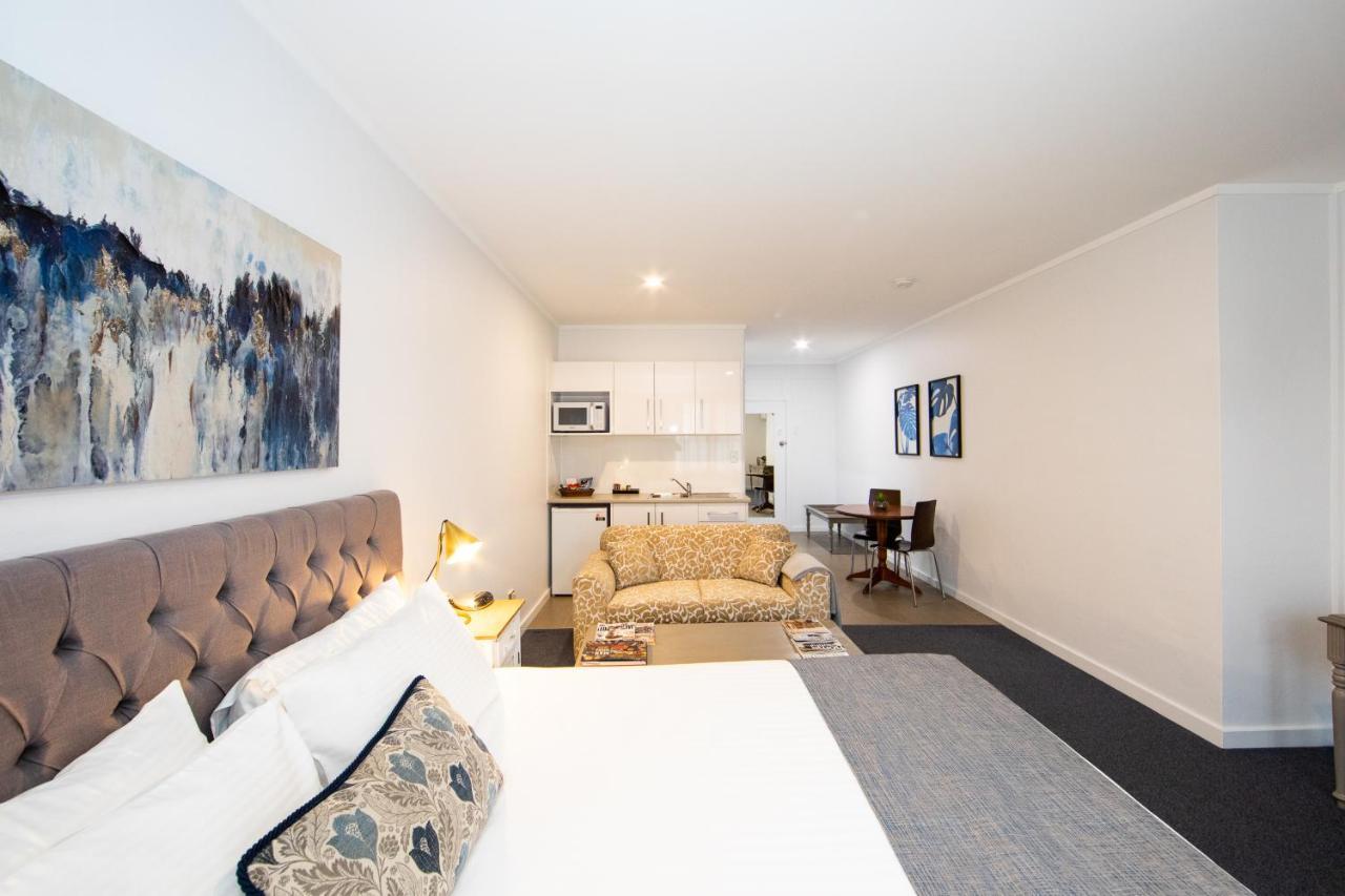 Motel New England Motor 4*