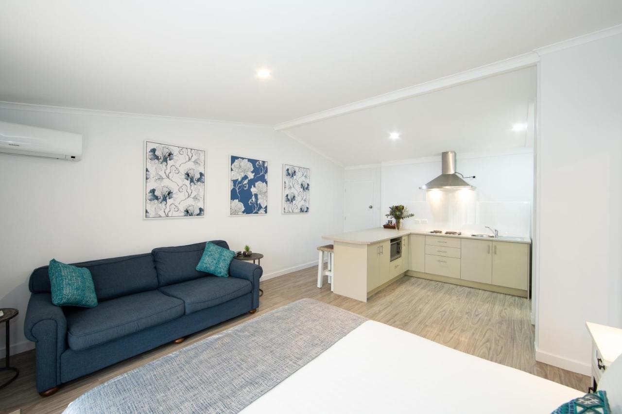 Motel New England Motor 4*